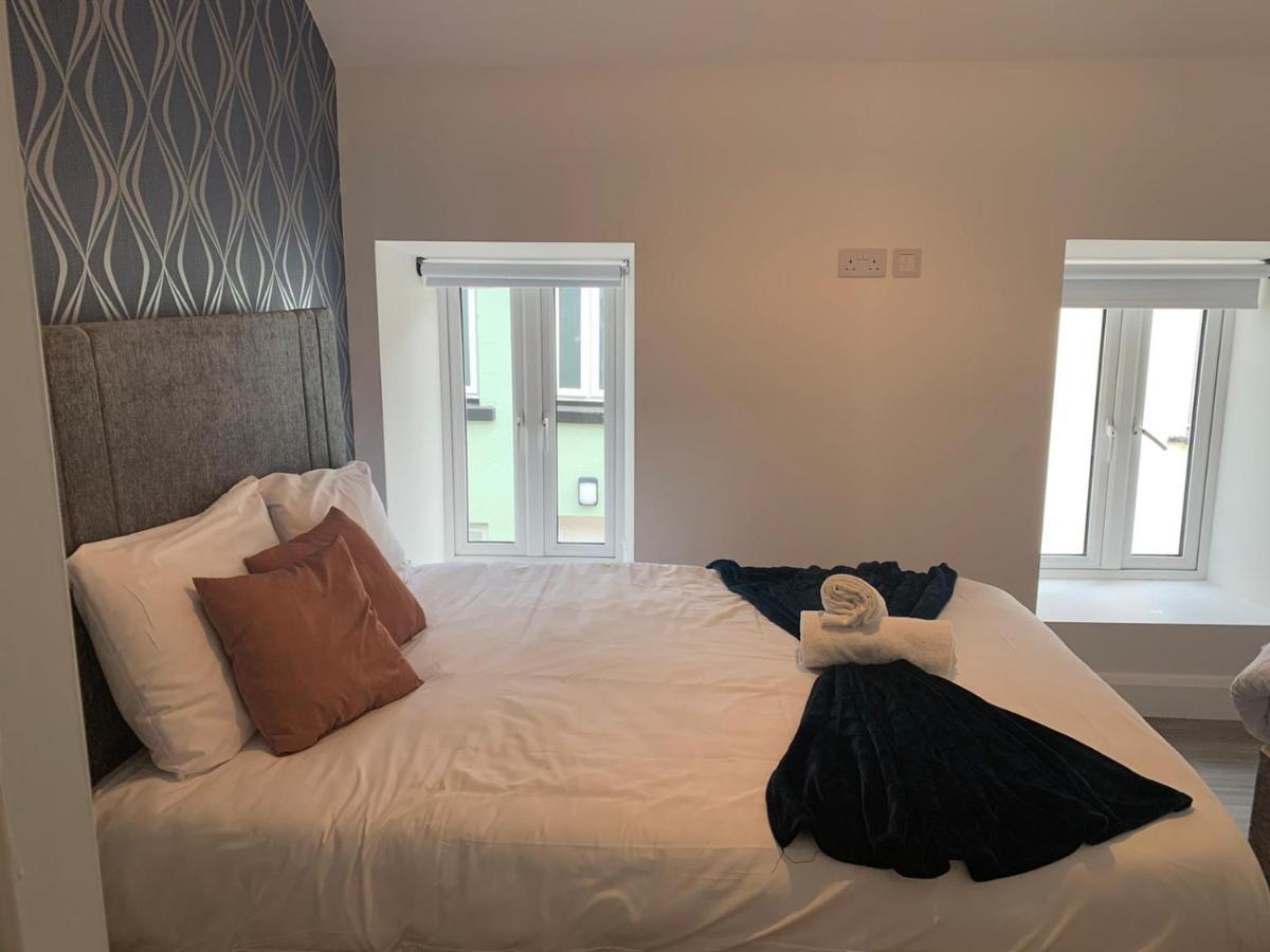 Eyre Square Lane Budget Rooms Голуэй Экстерьер фото