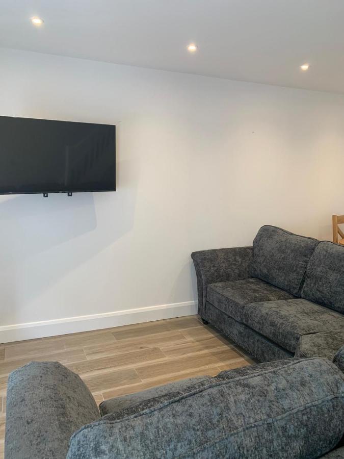 Eyre Square Lane Budget Rooms Голуэй Экстерьер фото