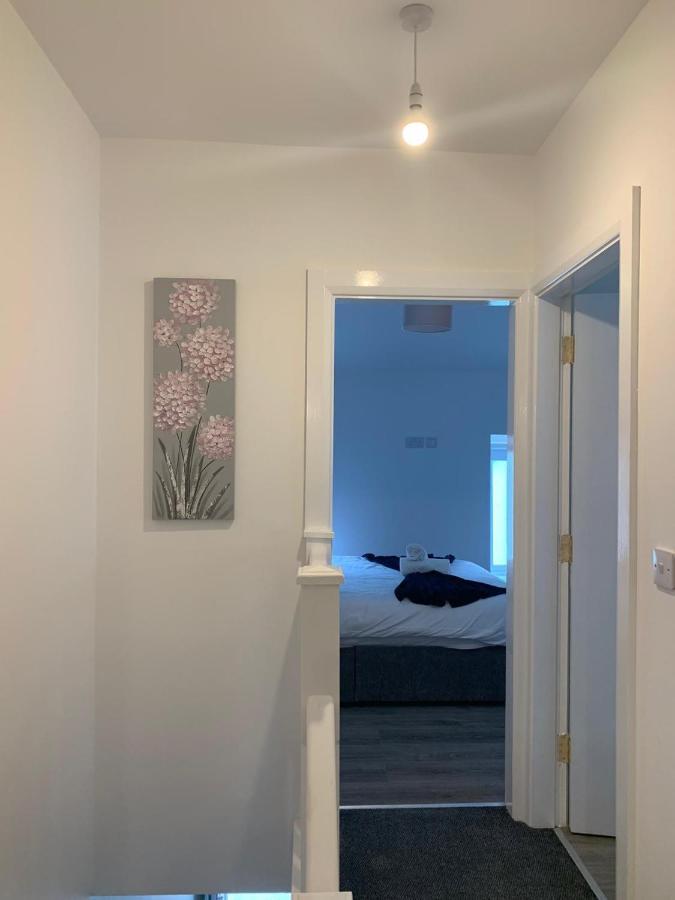 Eyre Square Lane Budget Rooms Голуэй Экстерьер фото
